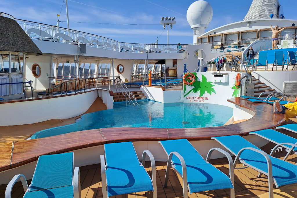 Living on a cruise ship means lounging by the pool whenever you want!